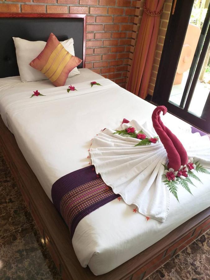 Aonang Beach Home Krabi town المظهر الخارجي الصورة